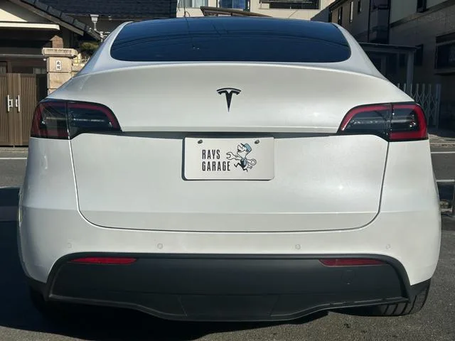 Tesla MODEL Y 2022 — миниатюра 4