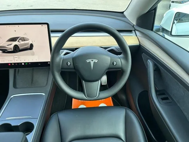 Tesla MODEL Y PERFORMANCE 2022 — миниатюра 3