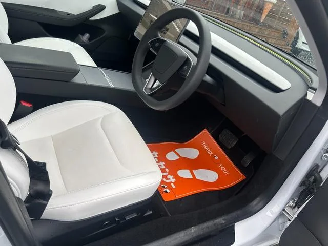 Tesla MODEL 3 2024 — миниатюра 5
