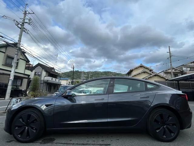Tesla Model 3 RWD 2024 — миниатюра 3