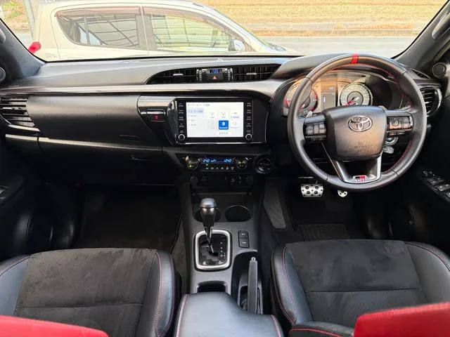 Toyota Hilux Z GR SPORT 2022 — миниатюра 2