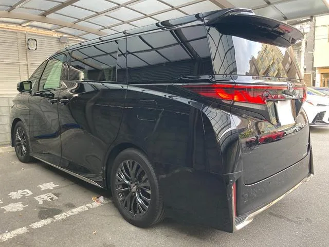 Toyota VELLFIRE HYBRID Z PREMIER 2024 — миниатюра 4
