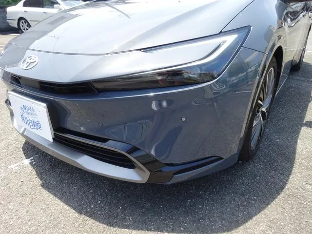 Toyota Prius Z 2023 — миниатюра 4