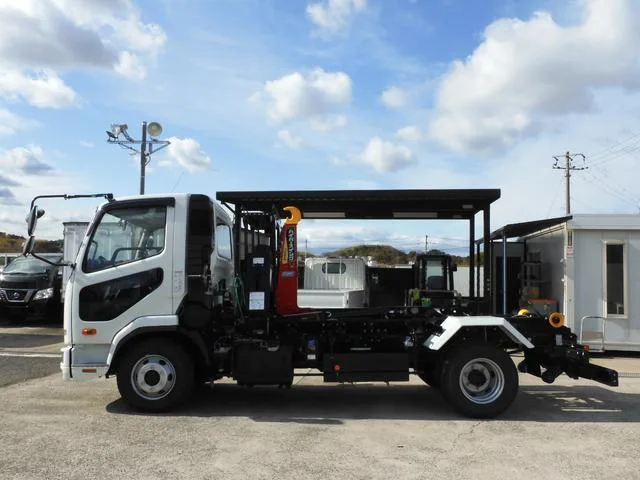 Mitsubishi Fuso FIGHTER 2025 — миниатюра 2