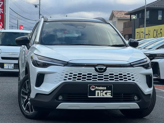 Toyota CorollaCross HYBRID Z 2026 — миниатюра 4