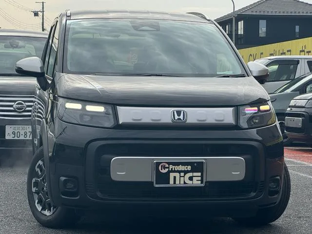 Honda FREED E:HEV CROSSTAR 2026 — миниатюра 3