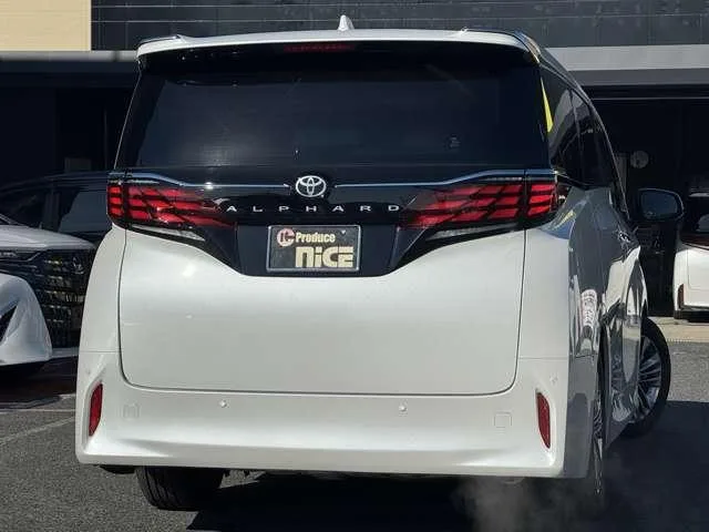 Toyota Alphard Z 2025 — миниатюра 4
