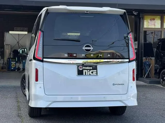 Nissan SERENA E-POWER HIGHWAY STAR V 2026 — миниатюра 5
