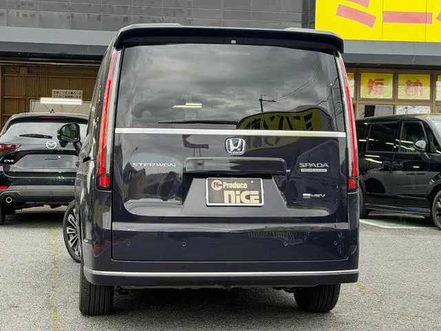 Honda STEPWAGON E:HEV SPADA PREMIUM LINE 2026 — миниатюра 4