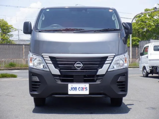 Nissan CARAVAN 2023 — миниатюра 3