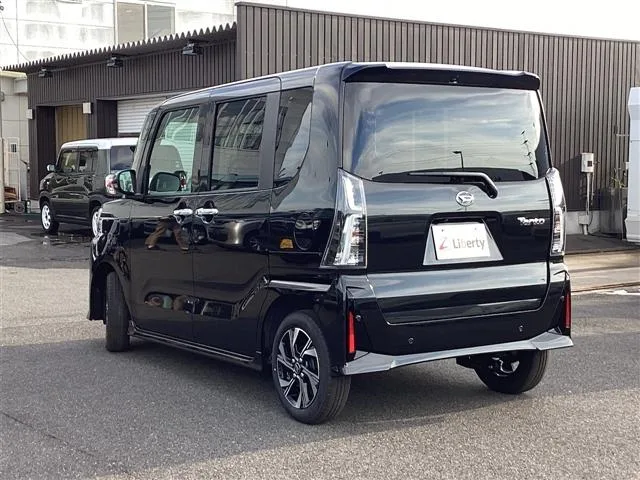 Daihatsu TANTO CUSTOM X 2025 — миниатюра 5