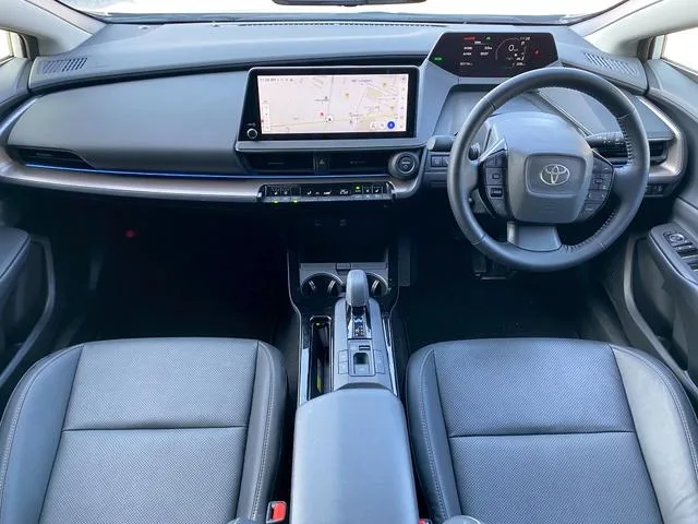 Toyota Prius Z 2023 — миниатюра 5