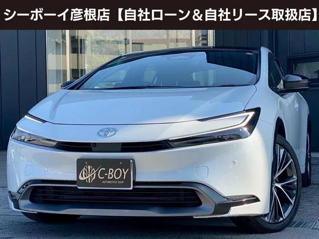 Toyota Prius Z 2023 — фото 1, купить с доставкой в Москву