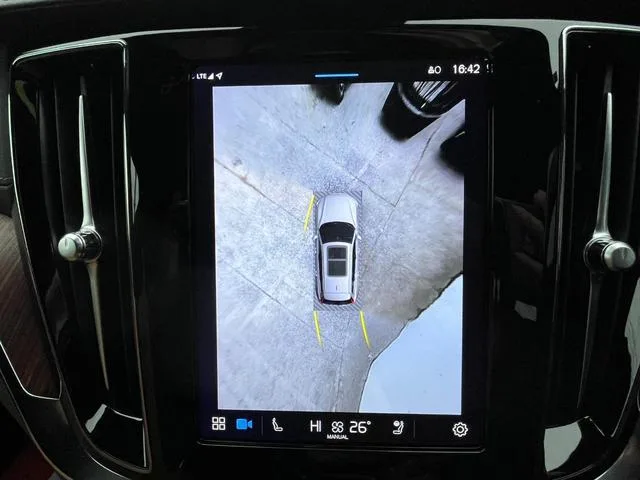 Volvo V60 CROSS COUNTRY ULTIMATE B5 AWD 2024 — миниатюра 2