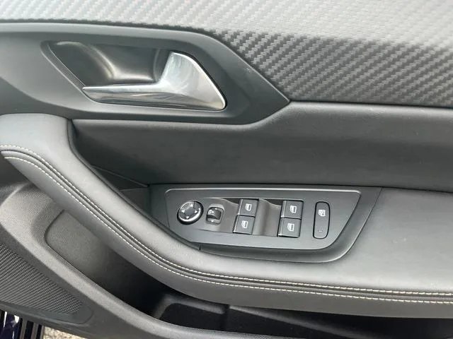 Peugeot 508 GT HYBRID 2022 — миниатюра 4