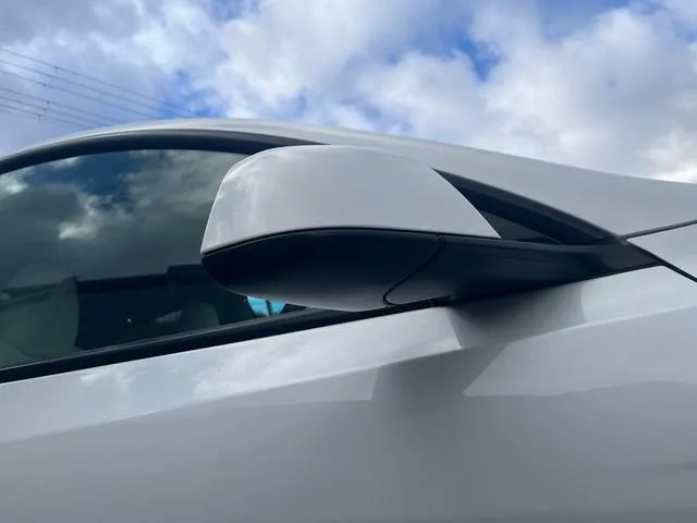 Tesla Model Y RWD 2024 — миниатюра 4