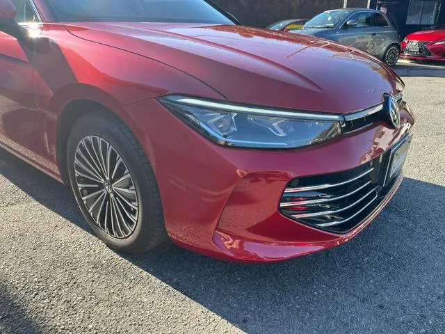 Volkswagen PASSAT ETSI ELEGANCE 2025 — миниатюра 3