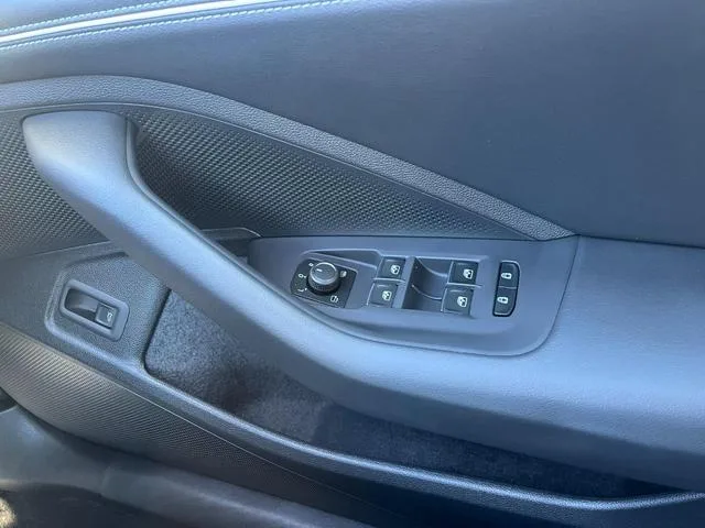 Volkswagen PASSAT ETSI ELEGANCE 2025 — миниатюра 5