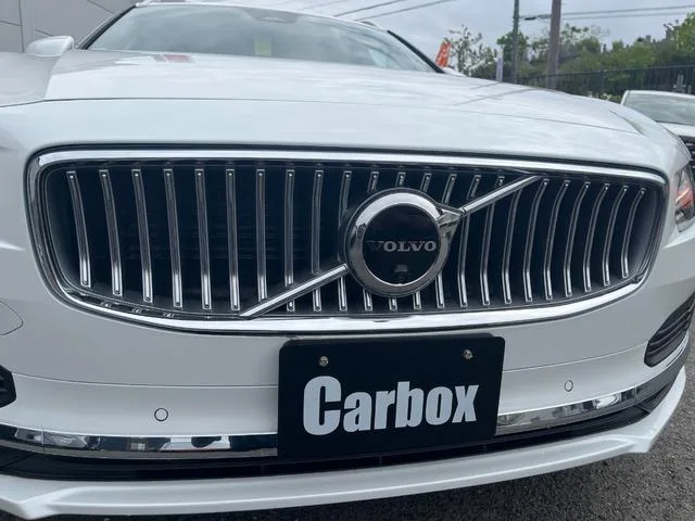 Volvo V90 RECHARGE PLUG IN HYBRID T8 AWD INSCRIPTION 2022 — миниатюра 3