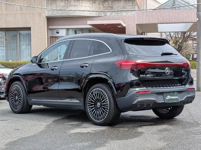 Mercedes-Benz EQA EQA250+ AMG LINE PACKAGE 2024 — миниатюра 4