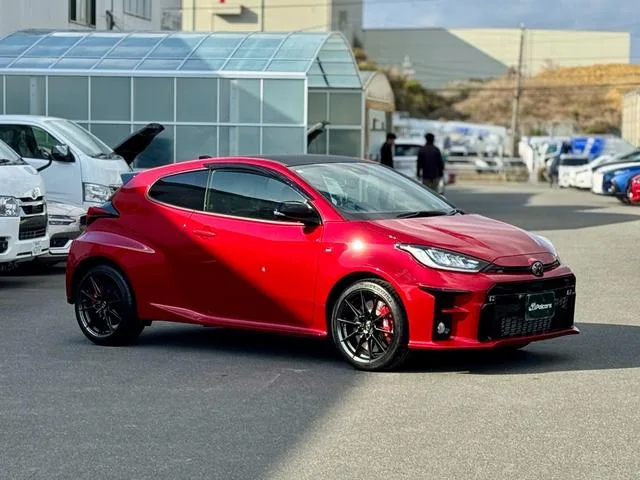 Toyota GR YARIS RZ HIGH PERFORMANCE 2024 — миниатюра 3