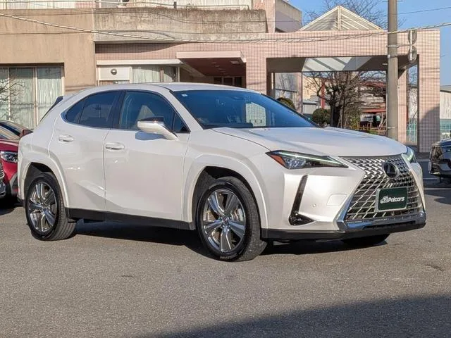 Lexus UX UX250H GRACEFUL EXPLORER 2023 — миниатюра 3