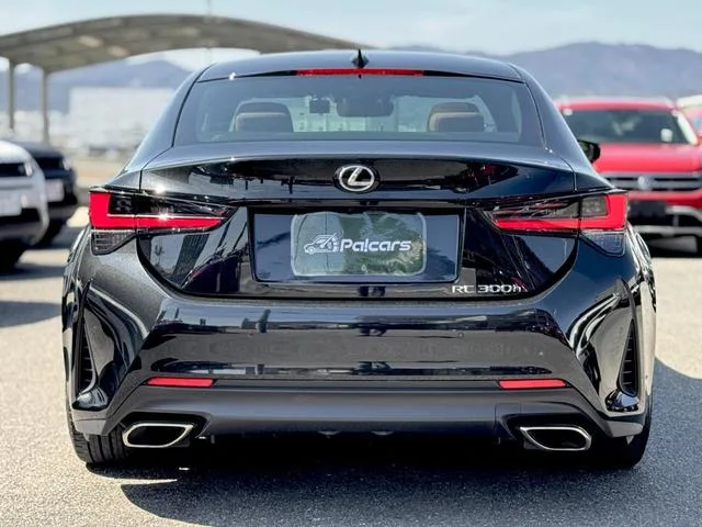 Lexus RC RC300H VERSION L 2023 — миниатюра 3