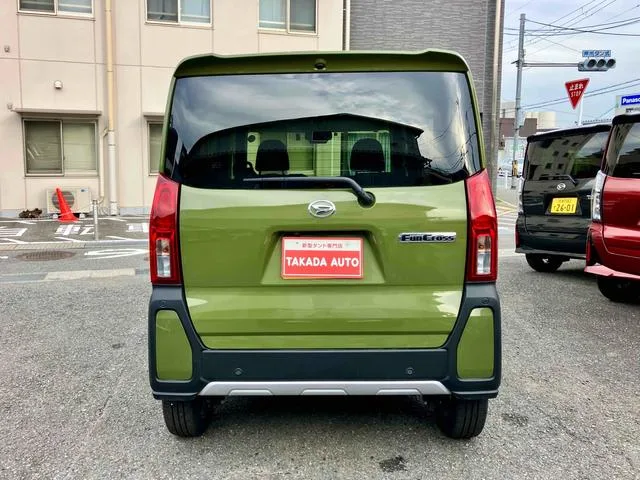 Daihatsu TANTO FUN CR0SS TURBO 2025 — миниатюра 4