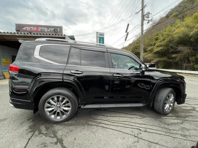 Toyota LAND CRUISER ZX 2024 — миниатюра 3