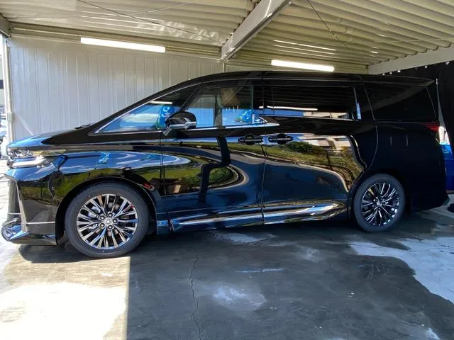 Toyota VELLFIRE Z PREMIER 2024 — миниатюра 3