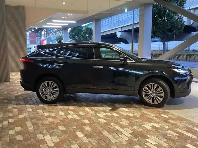 Toyota HARRIER HYBRID Z LEATHER PACKAGE 2022 — миниатюра 2