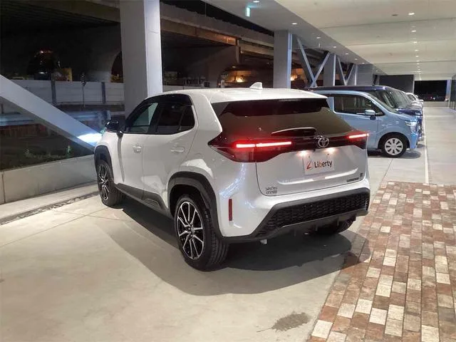 Toyota YARIS CROSS GR SPORT 2023 — миниатюра 2