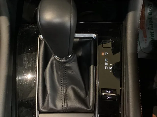Mazda MAZDA3 FASTBACK 15S RETRO SPORTS EDITION 2024 — миниатюра 5