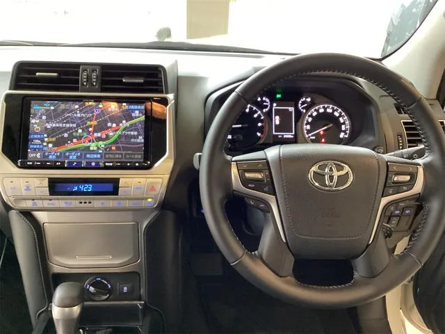 Toyota LAND CRUISER PRADO TX L PACKAGE MATT BLACK EDITION 2023 — миниатюра 3