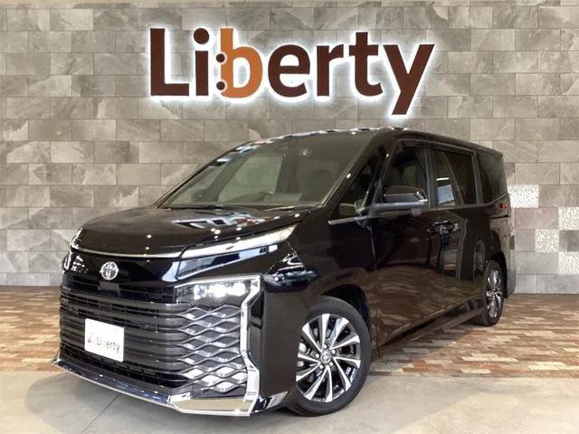 Toyota VOXY S-Z 2024 — фото 1, купить с доставкой в Москву