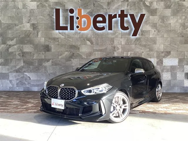 BMW 1 SERIES M135I XDRIVE 2023 — фото 1, купить с доставкой в Москву