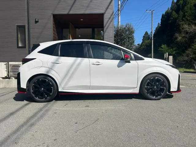 Nissan AURA NISMO 2025 — миниатюра 2