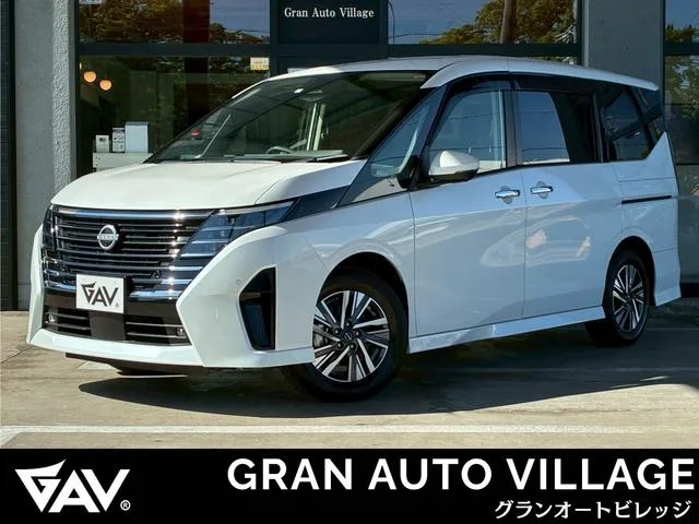 Nissan SERENA HIGHWAY STAR V 2023 — фото 1, купить с доставкой в Москву