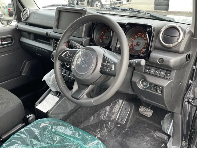 Suzuki JIMNY NOMADE FC 2026 — миниатюра 2