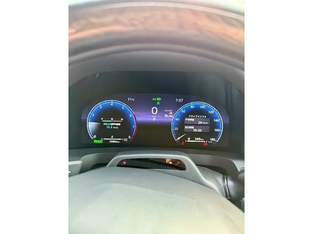 Toyota ALPHARD HYBRID EXECUTIVE LOUNGE 2024 — миниатюра 3
