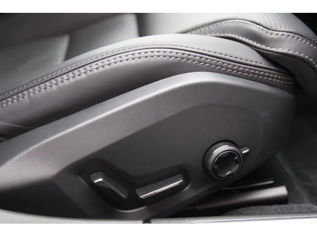 Volvo V90 RECHARGE ULTIMATE T8 AWD PLUG IN HYBRID 2024 — миниатюра 4