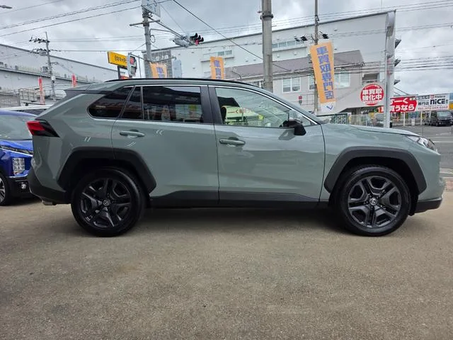 Toyota RAV4 ADVENTURE 2025 — миниатюра 4