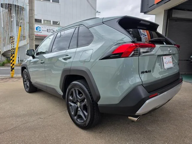Toyota RAV4 ADVENTURE 2025 — миниатюра 5
