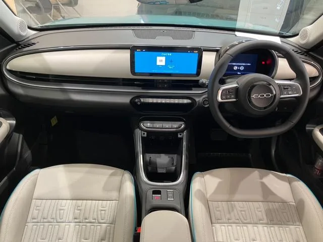 Fiat 600e LA PRIMA 2025 — миниатюра 3