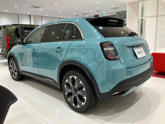 Fiat 600e LA PRIMA 2025 — миниатюра 5