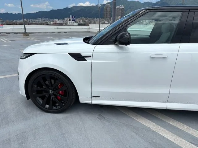 Land Rover Range Rover Sport AUTOBIOGRAPHY D300 2023 — миниатюра 5