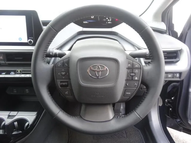 Toyota Prius U 2023 — миниатюра 4