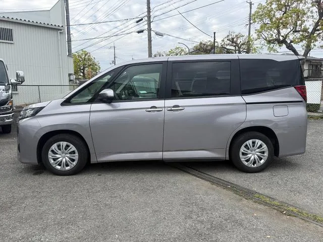 Toyota NOAH HYBRID X 2022 — миниатюра 4