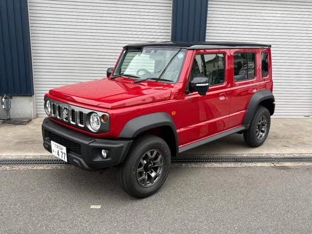 Suzuki JIMNY NOMADE FC 2026 — фото 1, купить с доставкой в Москву