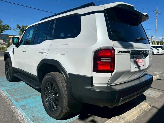 Toyota LAND CRUISER 250 VX 2024 — миниатюра 5